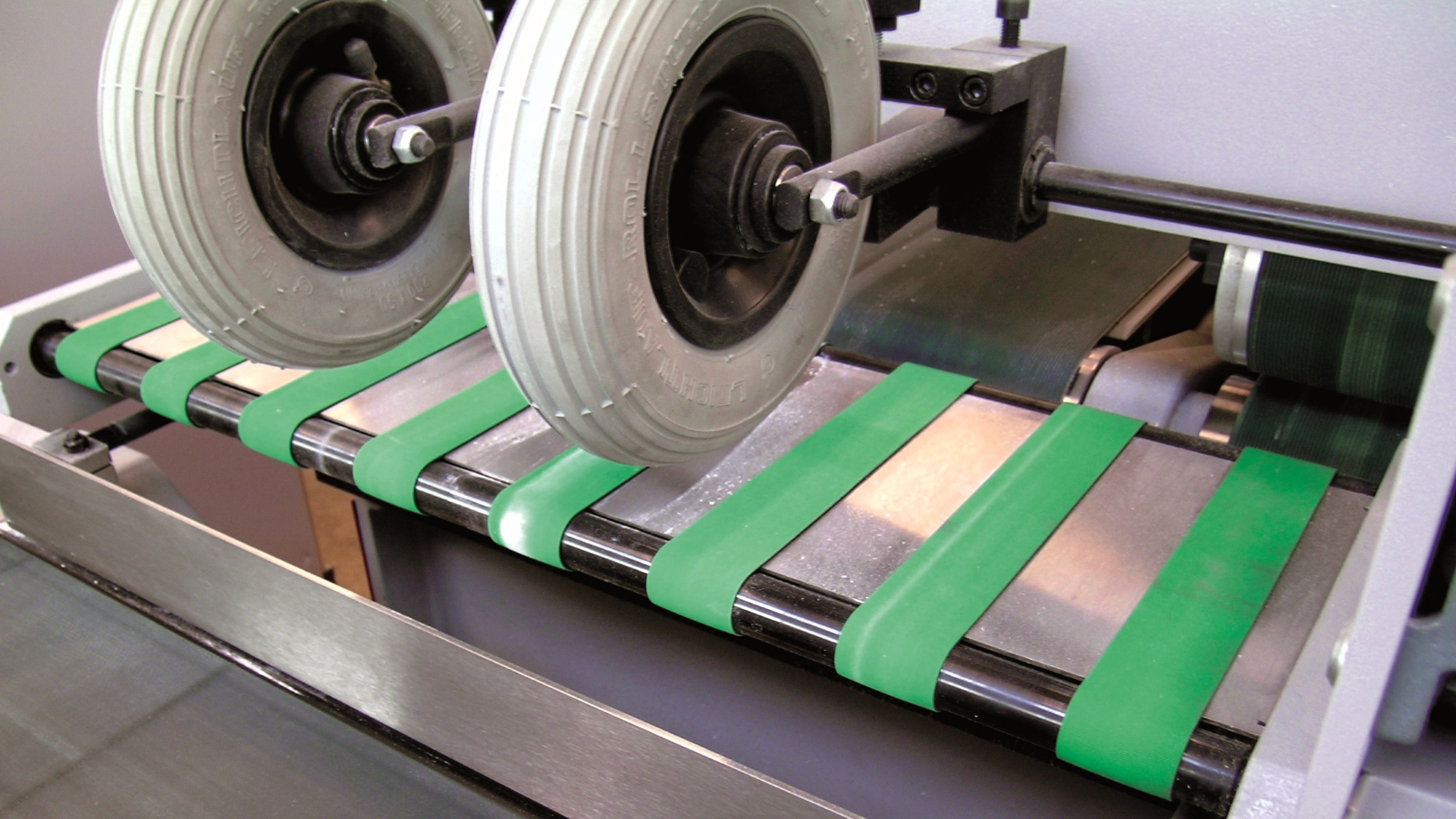 Machine tapes