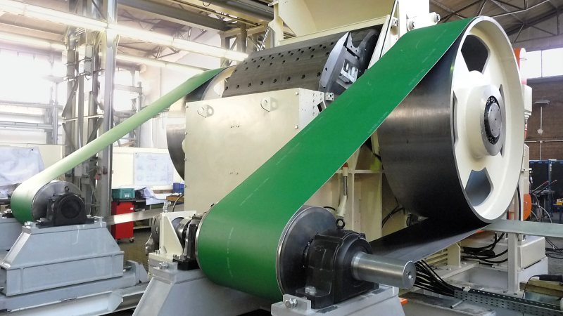 Polyamide power transmission belts